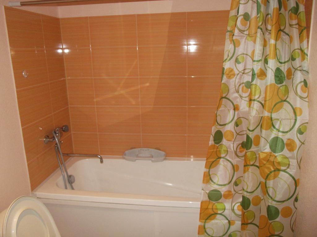 Petera Apartaments Ventspils Kamer foto